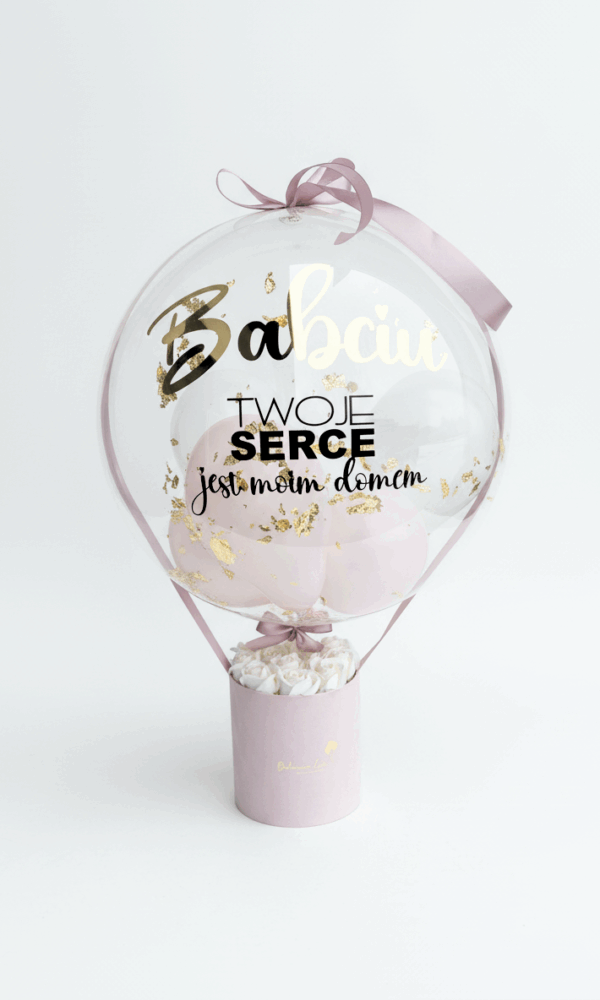 1 BallonBox z mydlanymi różami - prezent z okazji Dnia Babci i Dziadka